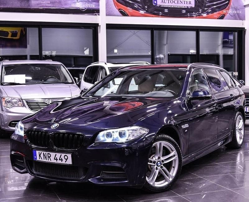 Svart Begagnad 2014 BMW 530 M Sport Kombi | 149 900 kr (Marknadspris) - Bild 1/4