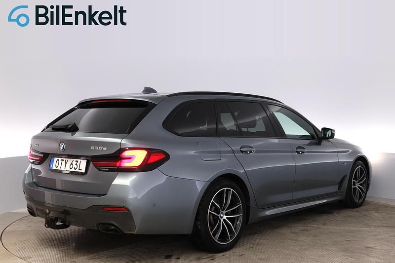 Begagnad BMW 530e M Sport 184 HK (135 kW) 2022 Blå Kombi