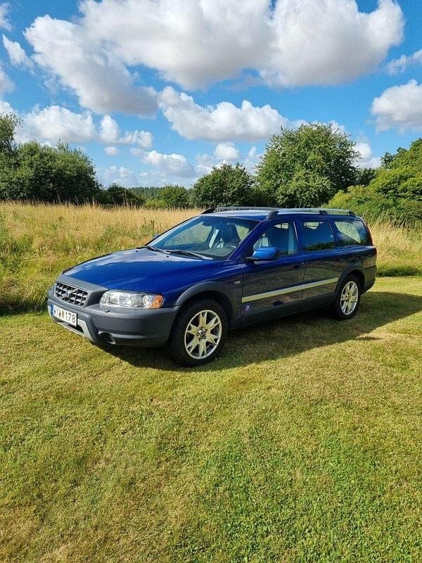 Blå Begagnad 2006 Volvo XC70 Ocean Race SUV | 49 900 kr (Lite dyr) - Bild 1/4