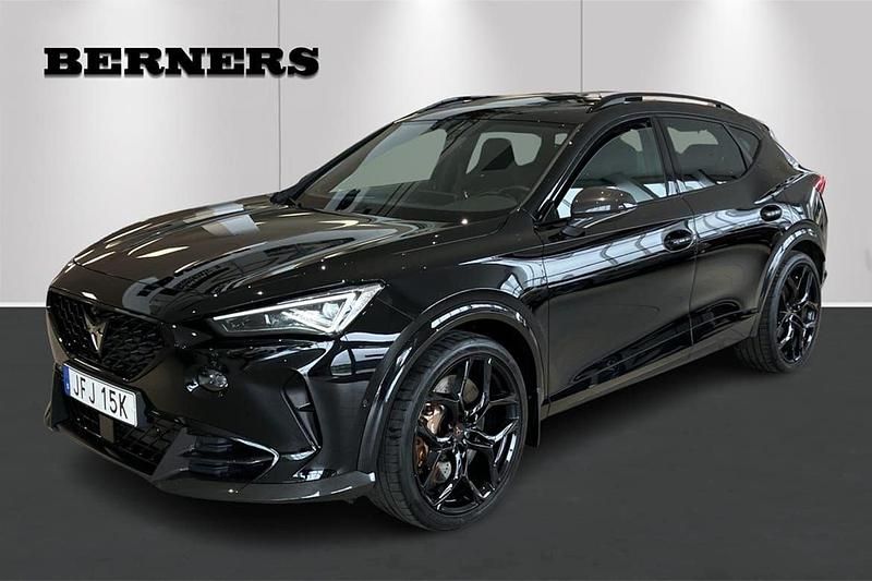 Svart Begagnad 2024 Cupra Formentor VZ SUV | 569 900 kr - Bild 1/4