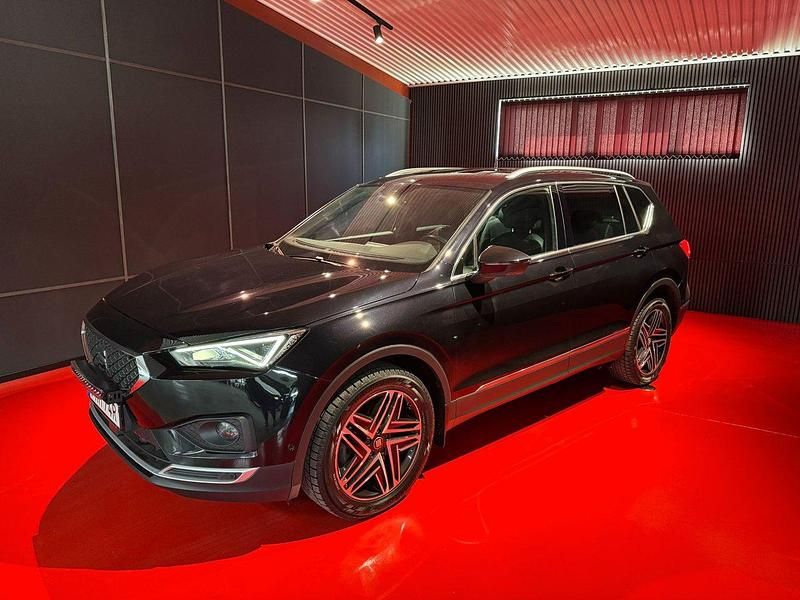 Svart Begagnad 2020 Seat Tarraco XCELLENCE SUV | 289 900 kr (Marknadspris) - Bild 1/4