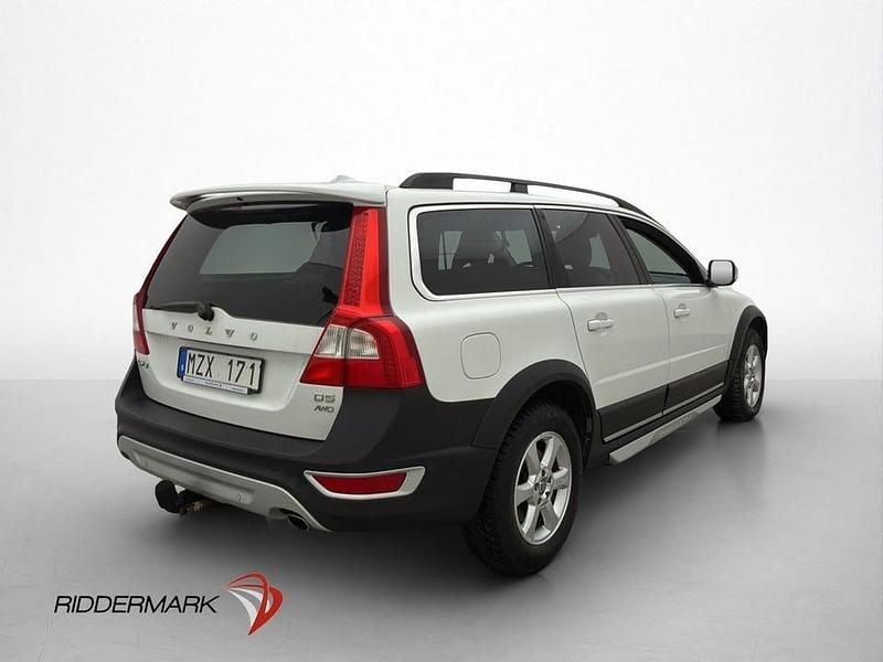 Begagnad Volvo XC70 Summum 215 HK (158 kW) 2012 Vit Kombi