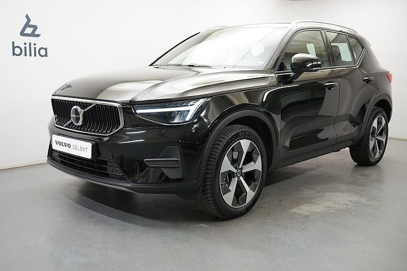 Begagnad 2023 Volvo XC40 SUV | 319 900 kr (Bra pris) - Bild 1/3