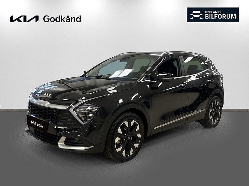 Svart Begagnad 2023 Kia Sportage Advance SUV | 389 000 kr (Marknadspris) - Bild 1/4