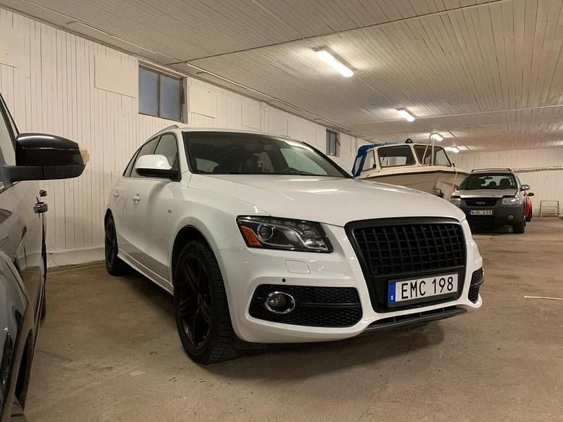 Vit Begagnad 2011 Audi Q5 S-Line SUV | 119 000 kr - Bild 1/4