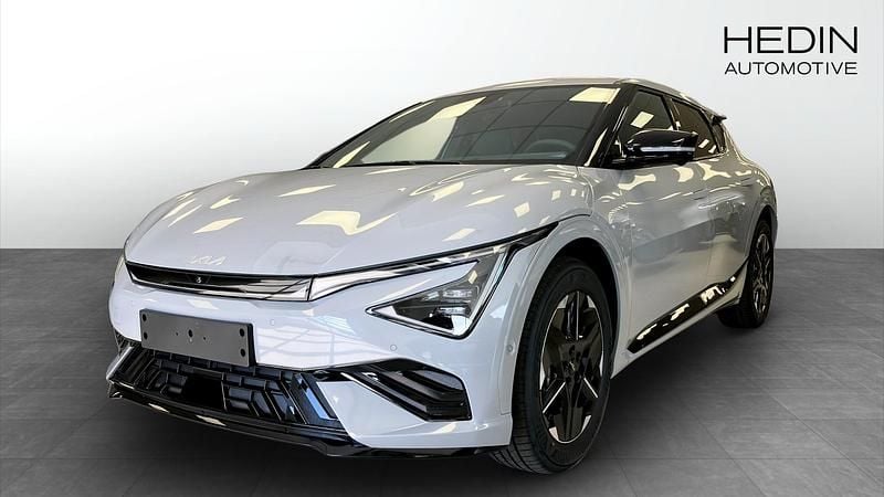 Grå (grey) Begagnad 2025 Kia EV6 GT-Line SUV | 569 900 kr (Marknadspris) - Bild 1/4