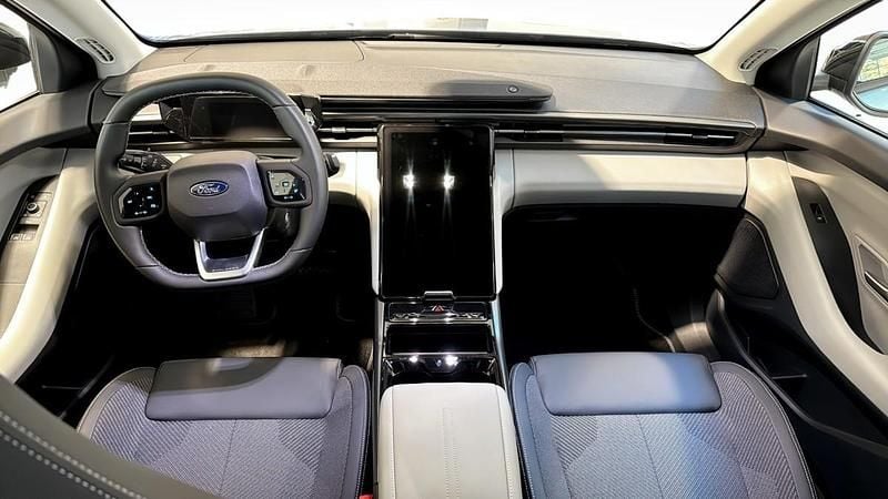 Ny Ford Explorer Business Edition 210 kW (286 HK) 2025 Blå SUV