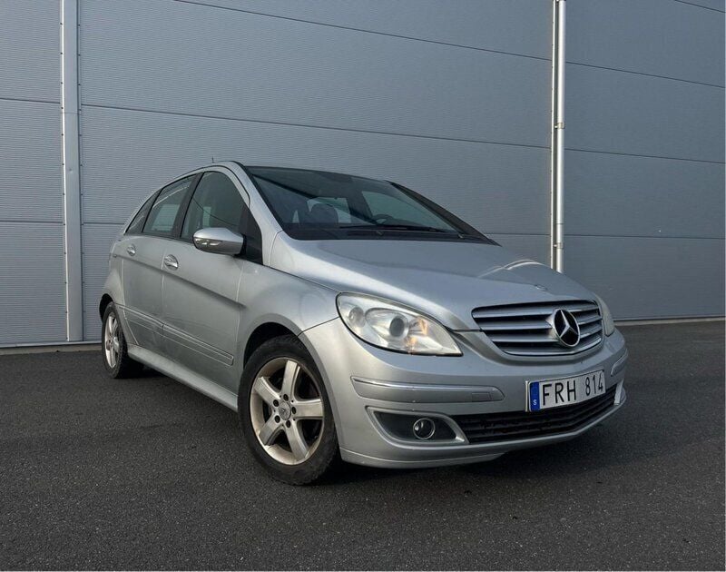 Silver Begagnad 2007 Mercedes B170 Minibuss | 24 900 kr (Marknadspris) - Bild 1/4