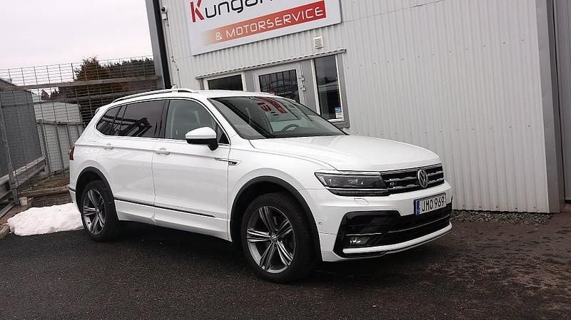 Vit Begagnad 2020 VW Tiguan Allspace GT SUV | 299 000 kr (Bra pris) - Bild 1/4