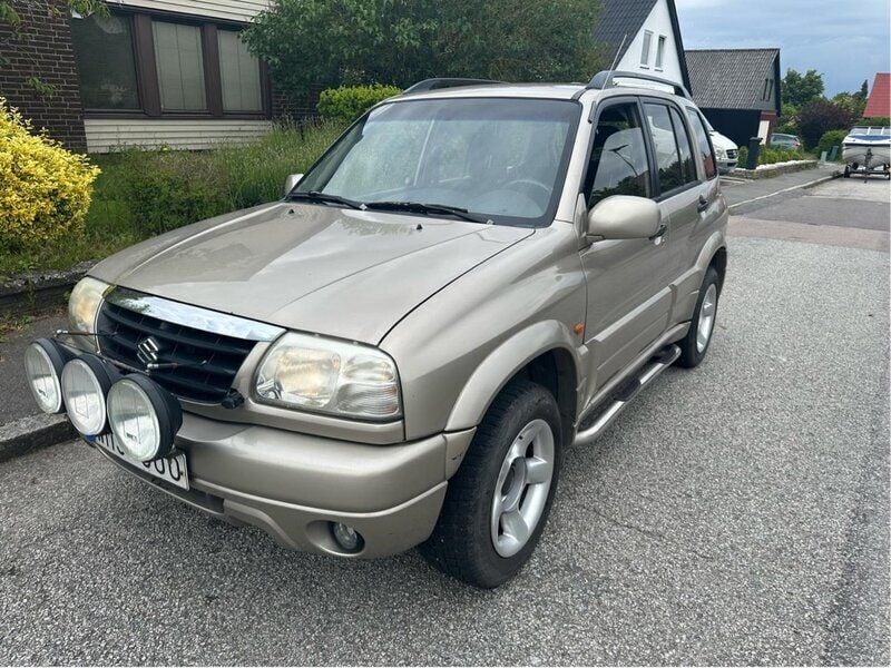 Brun Begagnad 2005 Suzuki Grand Vitara SUV | 24 900 kr - Bild 1/4