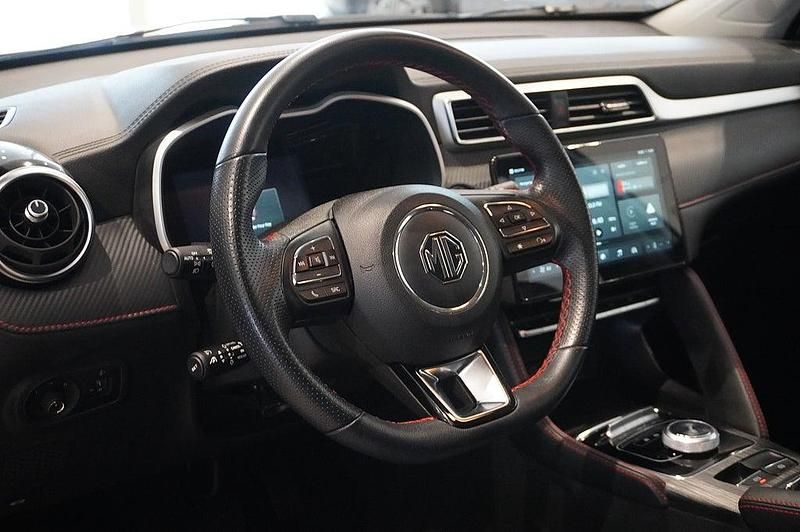 Begagnad MG ZS Comfort 130 kW (177 HK) 2022 Vit SUV