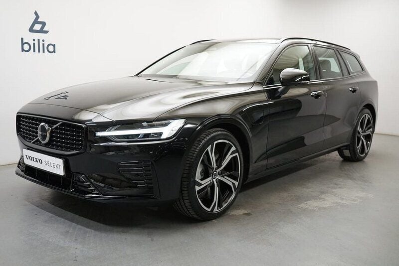 Svart Begagnad 2024 Volvo V60 Plus Kombi | 529 900 kr (Dyr) - Bild 1/3