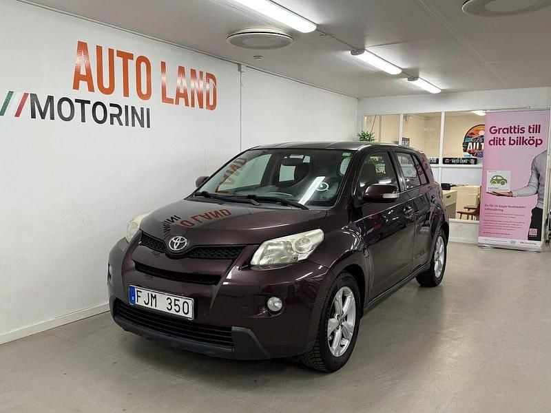 Lila Begagnad 2009 Toyota Urban Cruiser Halvkombi | 69 900 kr (Lite dyr) - Bild 1/4