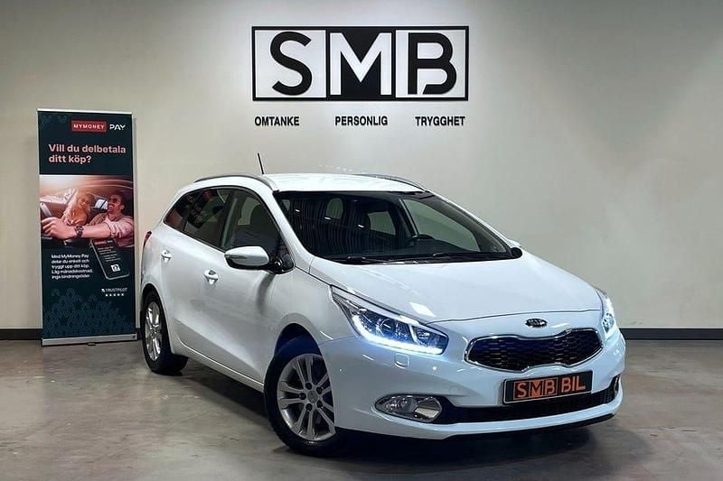 Begagnad Kia Ceed Sportswagon Comfort 128 HK (94 kW) 2014 Vit Kombi