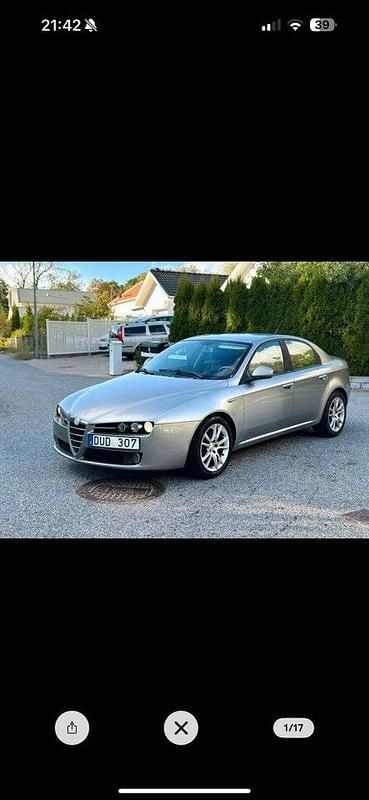 Grå Begagnad 2007 Alfa Romeo 159 Sedan | 22 000 kr (Superpris) - Bild 1/1