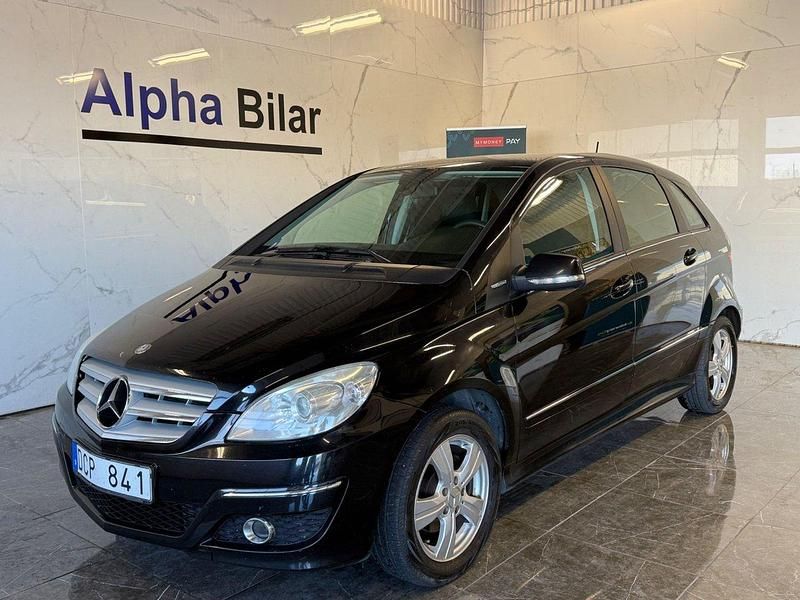 Svart Begagnad 2011 Mercedes B180 Minibuss | 39 900 kr (Bra pris) - Bild 1/4