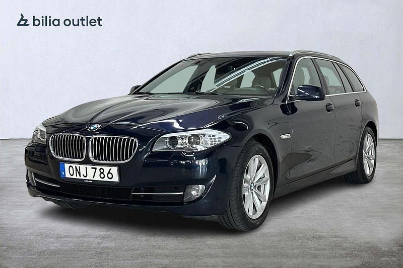Blå Begagnad 2013 BMW 525 Kombi | 129 900 kr (Bra pris) - Bild 1/3