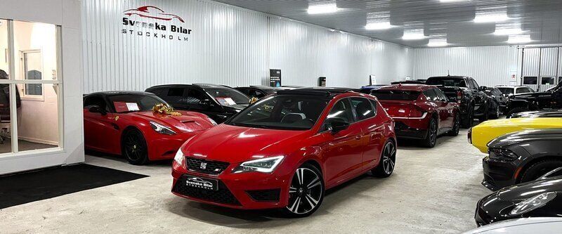 Röd Begagnad 2015 Cupra Leon Halvkombi | 199 900 kr (Lite dyr) - Bild 1/4