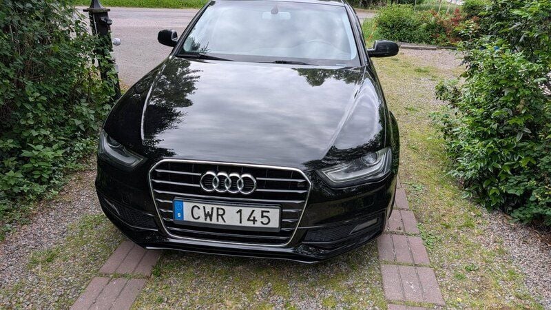 Svart Begagnad 2015 Audi A4 S-Line Kombi | 99 000 kr (Superpris) - Bild 1/4