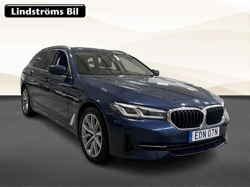 Begagnad BMW 530 295 HK (216 kW) 2024 Blå Kombi