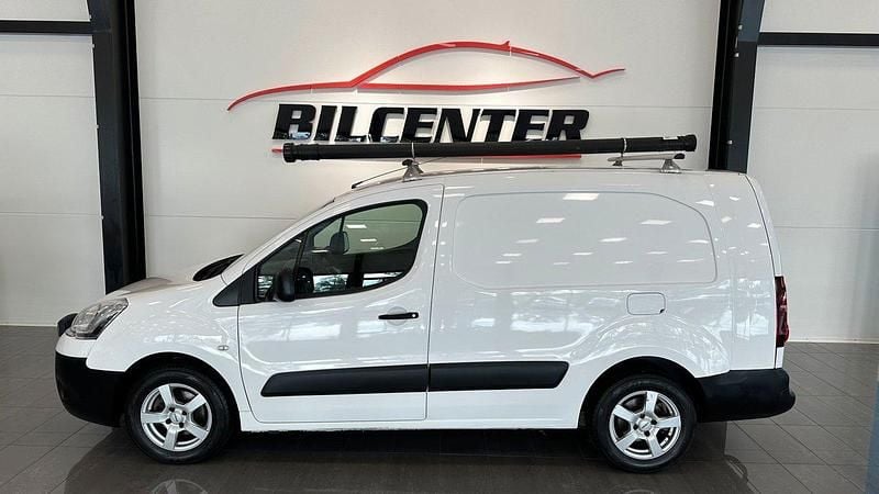 Vit Begagnad 2013 Citroën Berlingo Minibuss | 74 900 kr (Marknadspris) - Bild 1/4