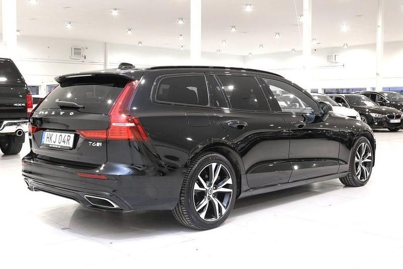 Begagnad Volvo V60 R-Design 340 HK (250 kW) 2020 Svart Kombi
