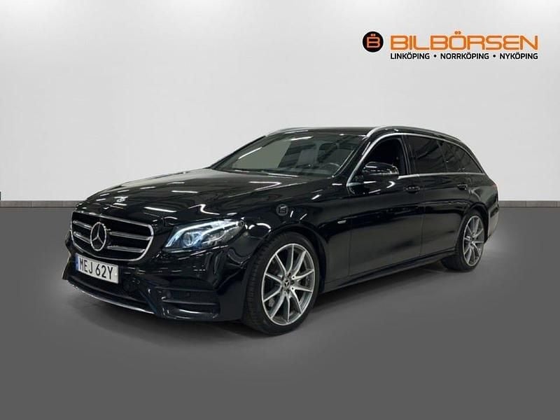 Begagnad Mercedes E220 AMG line 194 HK (142 kW) 2019 Svart Kombi