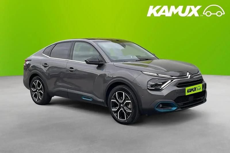 Begagnad Citroën e-C4 100 kW (136 HK) 2022 Grå Sedan