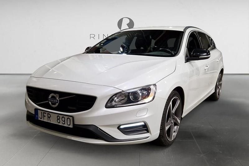 Vit Begagnad 2013 Volvo V60 R-Design Kombi | 159 800 kr (Marknadspris) - Bild 1/3