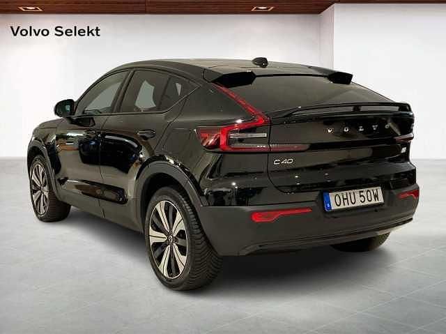 Begagnad Volvo C40 299 kW (407 HK) 2023 Svart SUV