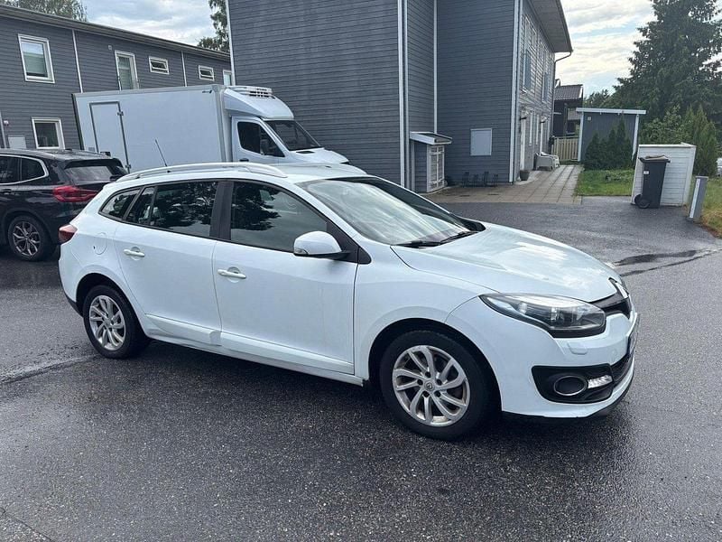 Begagnad 2014 Renault Mégane GrandTour Kombi | 29 900 kr (Bra pris) - Bild 1/4