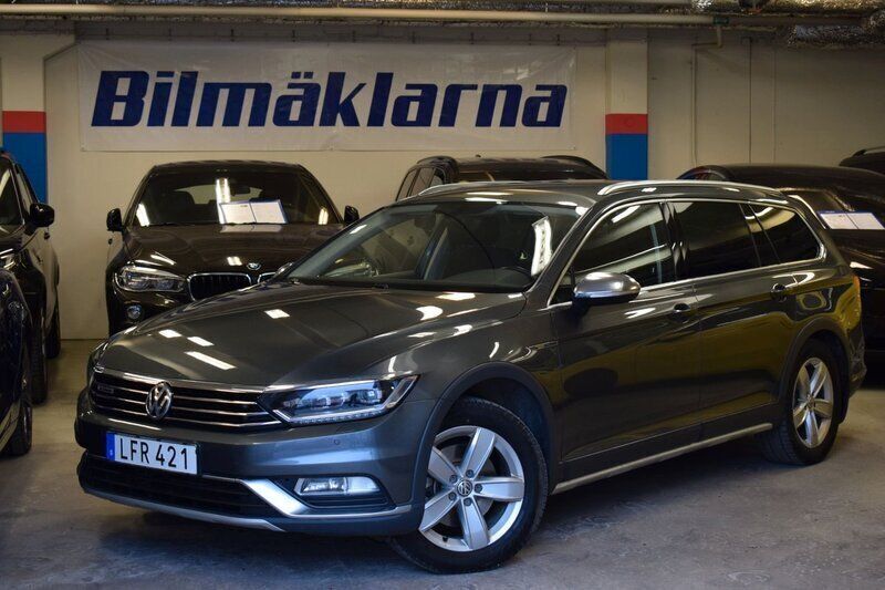 Mörkgrå Begagnad 2016 VW Passat Alltrack S Kombi | 192 500 kr (Marknadspris) - Bild 1/4