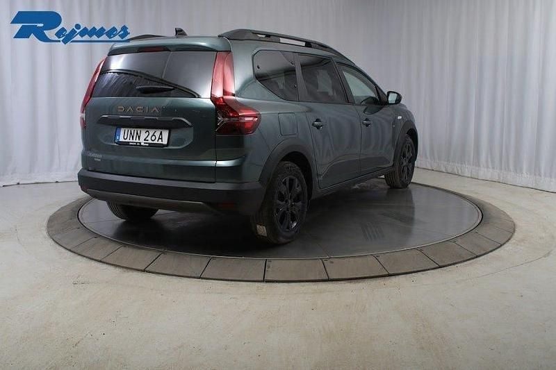Begagnad Dacia Jogger Extreme 94 HK (69 kW) 2023 Grön Minibuss