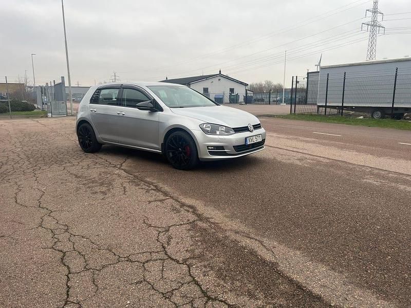 Begagnad VW Golf VII 122 HK (89 kW) 2014