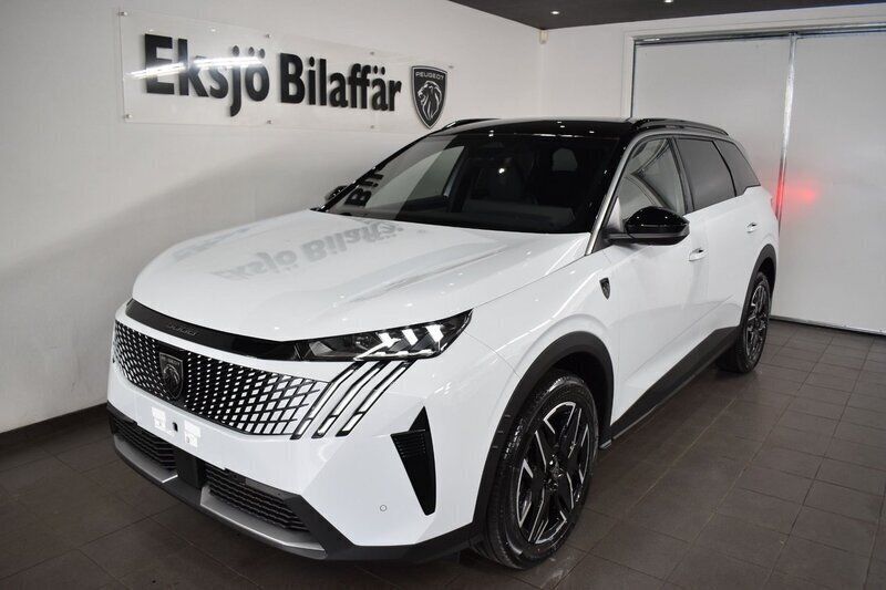 Vit Begagnad 2024 Peugeot 5008 GT Minibuss | 409 500 kr - Bild 1/4