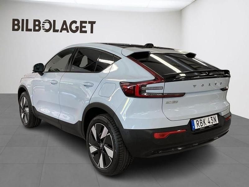 Begagnad Volvo EC40 Core 188 kW (256 HK) 2025 Blå SUV