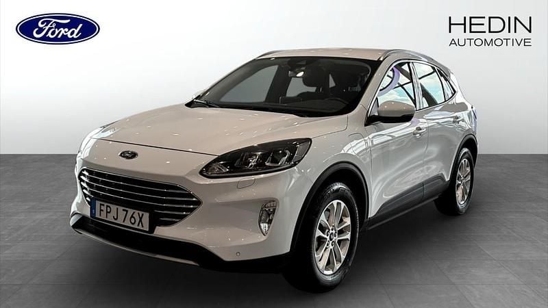 Vit (white) Begagnad 2022 Ford Kuga SUV | 244 900 kr (Marknadspris) - Bild 1/4