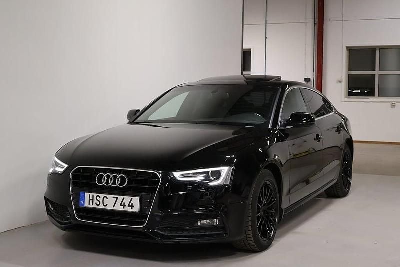 Begagnad Audi A5 Sportback S-Line 190 HK (139 kW) 2015 Svart Halvkombi