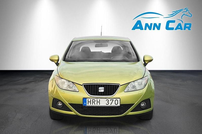 Ljusgrön Begagnad 2008 Seat Ibiza Halvkombi | 39 900 kr (Lite dyr) - Bild 1/4