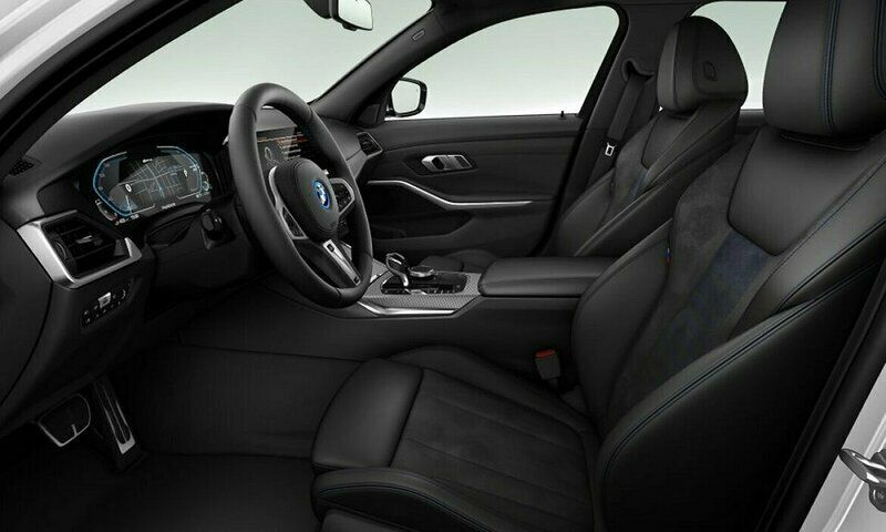 Begagnad BMW 330e M Sport 292 HK (214 kW) 2021 Vit Kombi