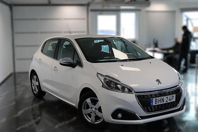 Begagnad Peugeot 208 110 HK (80 kW) 2019 Vit Halvkombi