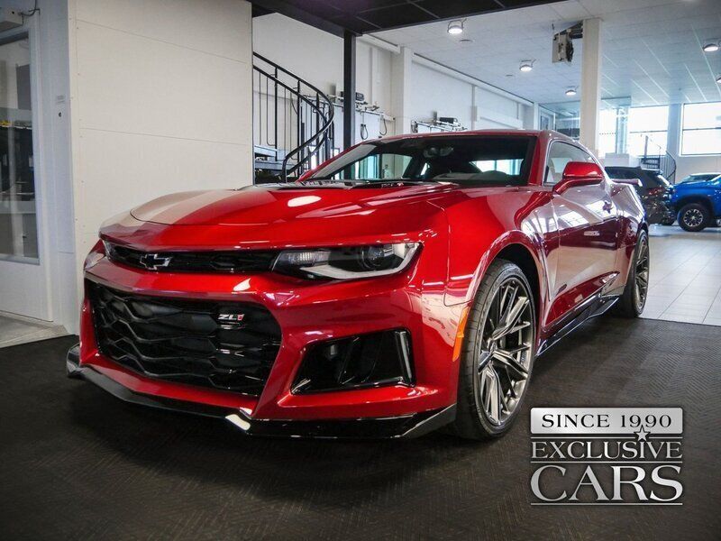 Röd (radiant red metallic) Ny 2024 Chevrolet Camaro ZL1 Sportkupé | 1 199 000 kr - Bild 1/4