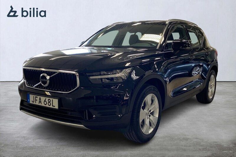 Svart Begagnad 2022 Volvo XC40 Momentum SUV | 279 000 kr (Bra pris) - Bild 1/3