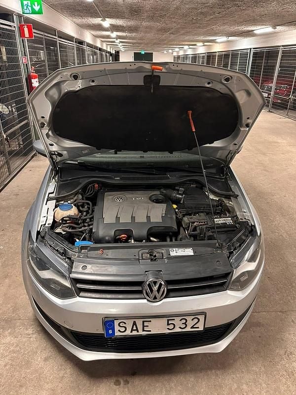 Begagnad VW Polo 90 HK (66 kW) 2010 Halvkombi