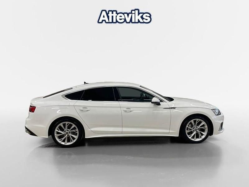 Begagnad Audi A5 Sportback Advanced 268 HK (197 kW) 2021 Vit Halvkombi