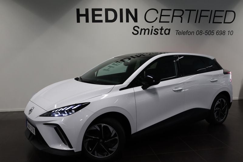 Vit Begagnad 2022 MG MG4 EV Luxury Halvkombi | 339 900 kr (Marknadspris) - Bild 1/4