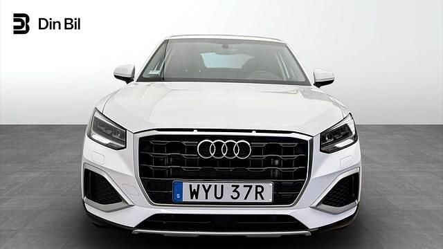 Begagnad Audi Q2 Advanced Plus 150 HK (110 kW) 2022 Ibisvit SUV