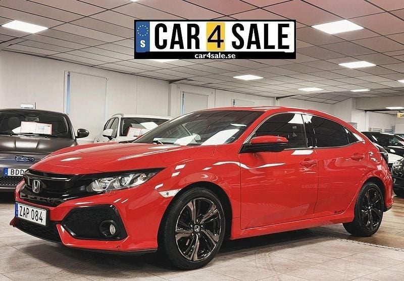 Röd Begagnad 2017 Honda Civic Elegance Halvkombi | 164 900 kr (Marknadspris) - Bild 1/4