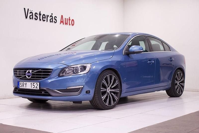 Begagnad Volvo S60 Summum 215 HK (158 kW) 2013 Blå Sedan