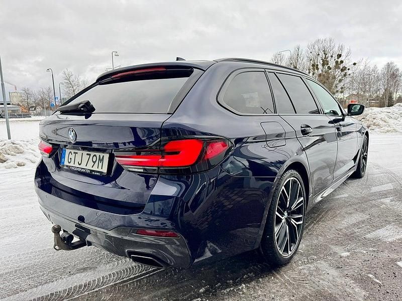 Begagnad BMW 540 M Sport 340 HK (250 kW) 2021 Tansanit blå metallic Kombi